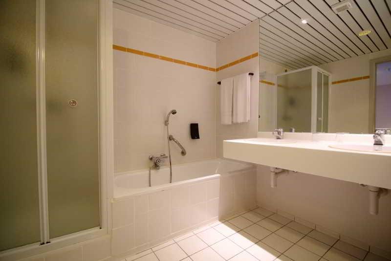 Priorij Corsendonk Hotel Oud-Turnhout Kültér fotó